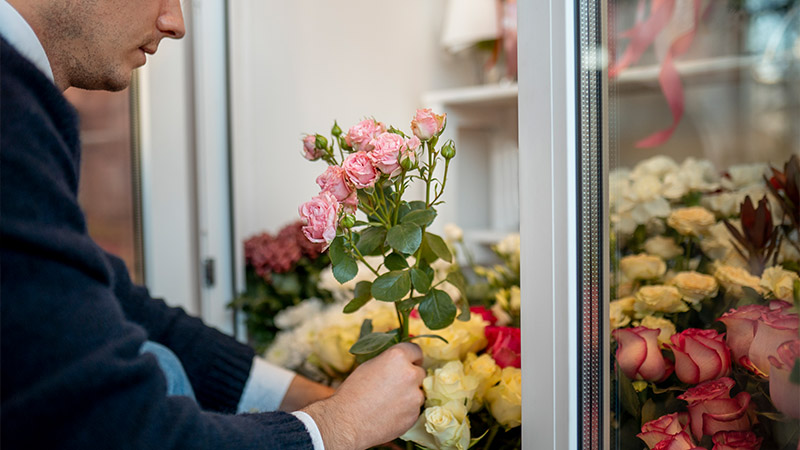 Benefits of Using Artificial Flowers in Window Boxes