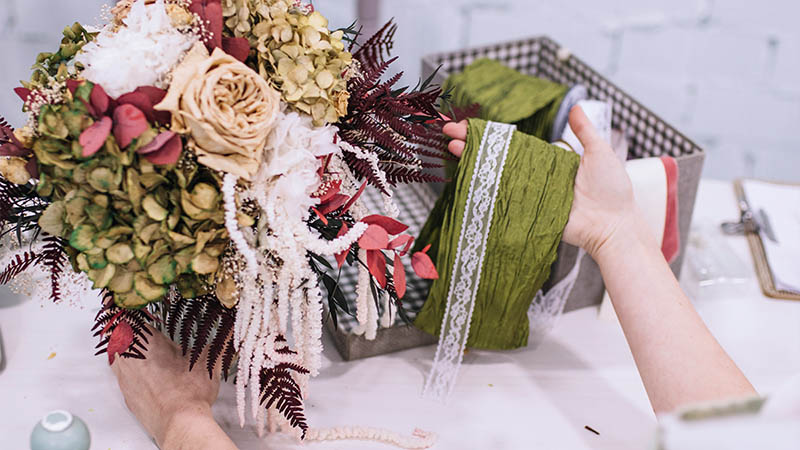 DIY Hanging Flower Baskets